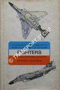 Book cover of Fighters - Attack and Training Aircraft by MUNSON, Kenneth